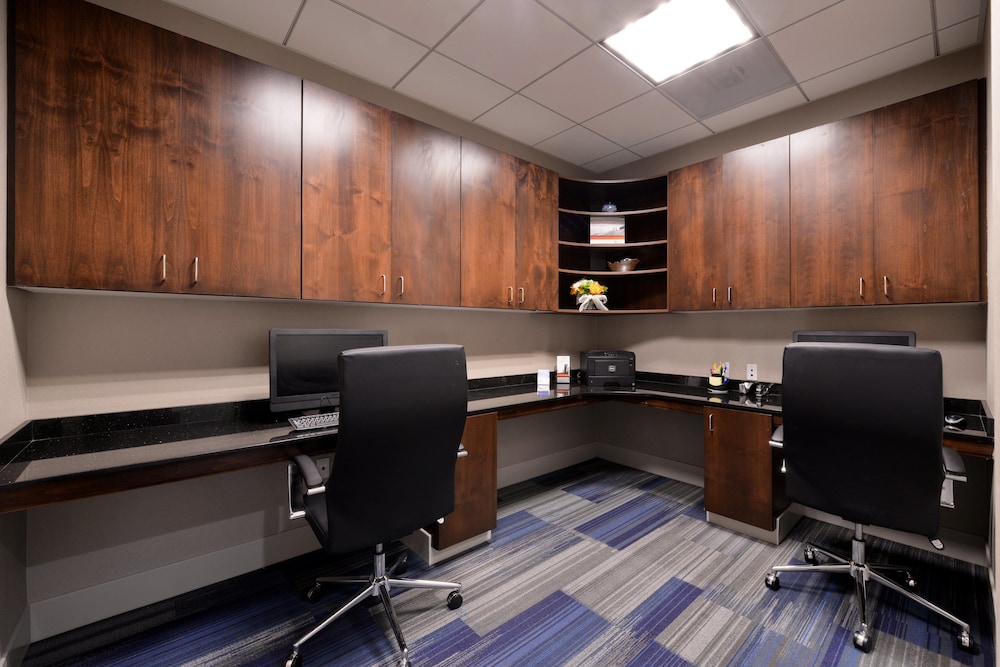 Holiday Inn Express & Suites Loma Linda San Bernardino S by IHG - photo 31
