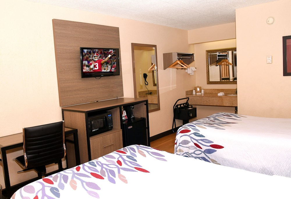 Red Roof Inn Richmond South - photo 9