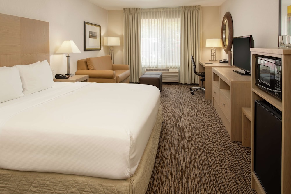 DoubleTree by Hilton Portland Tigard - photo 9