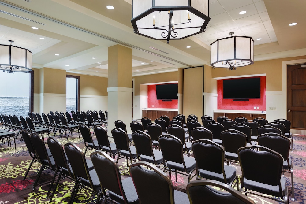 Hilton Garden Inn Rochester Downtown NY - photo 60