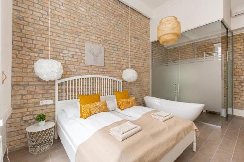 Eiffel Apartment — 4-Star Luxury Hotel in Budapest, Hungary