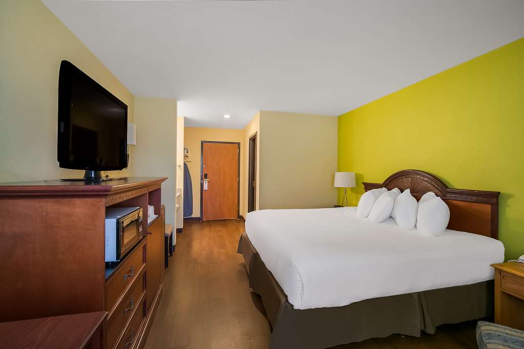 Americas Best Value Sandman Inn - photo 16