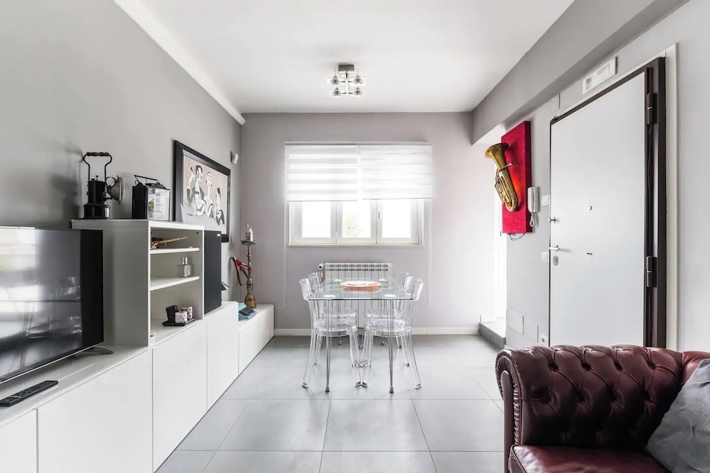 Attico con vista Ciampino Roma Luxury Apartment con Terrazzo Panoramico — 4-Star Luxury Hotel in Ciampino, Italy