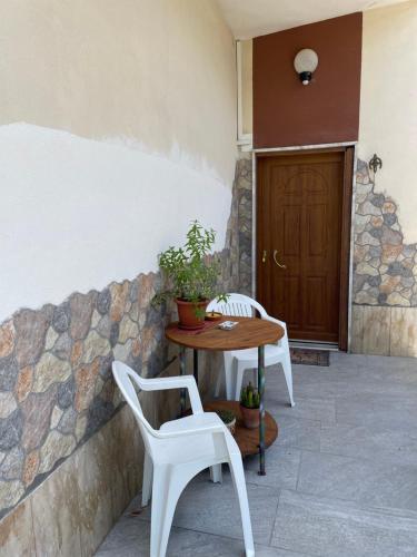 Al Civico 1 22055251 — Villa D Agri