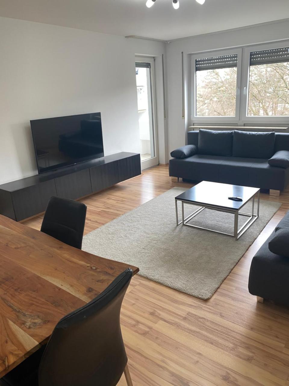 3 Zimmerwohnung nähe Autobahn A8 — 4-Star Luxury Hotel in Augsburg, Germany