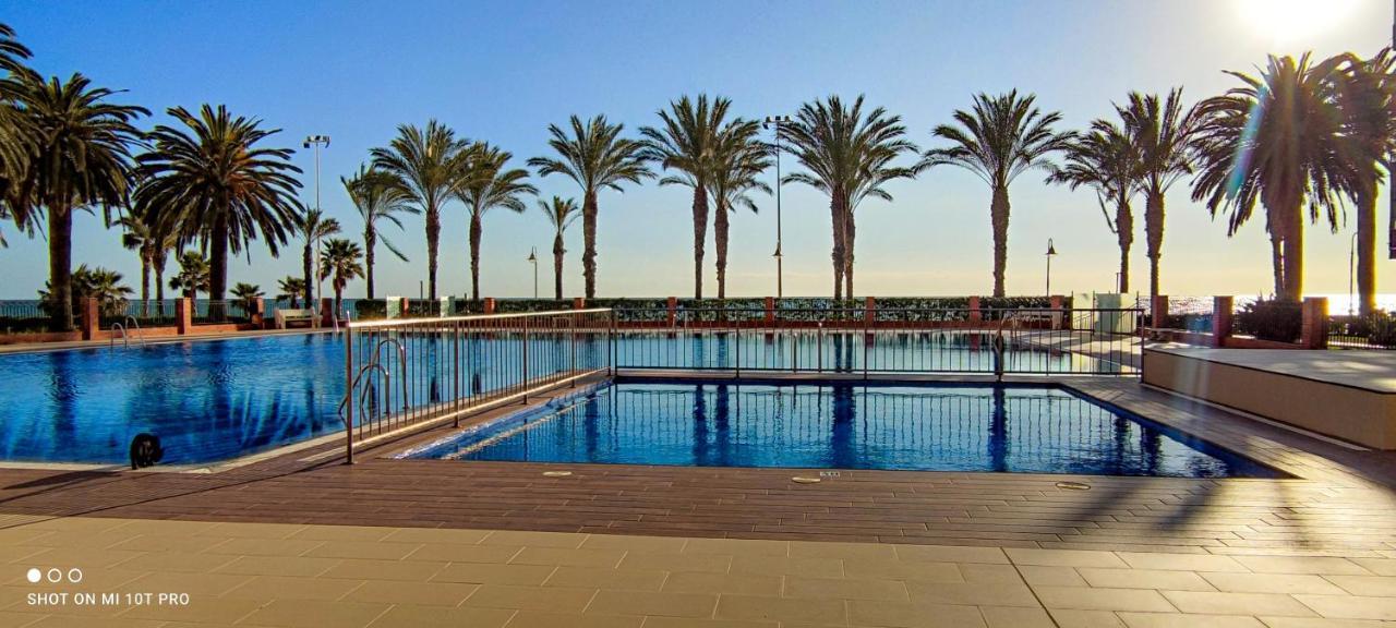Algarrobo Beach Holidays Alojamientos La Torre — 4-Star Luxury Hotel in Algarrobo, Spain