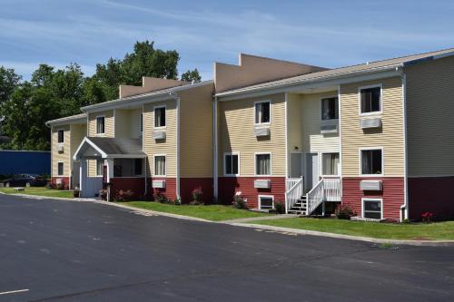 Budget Inn Ontario - photo 16