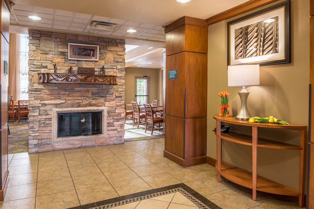 Staybridge Suites Las Cruces an IHG Hotel - photo 2