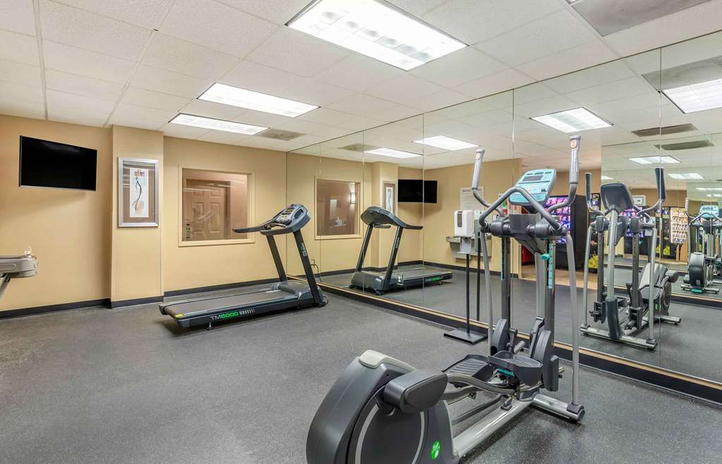 Extended Stay America Suites Bakersfield Chester Lane - photo 46