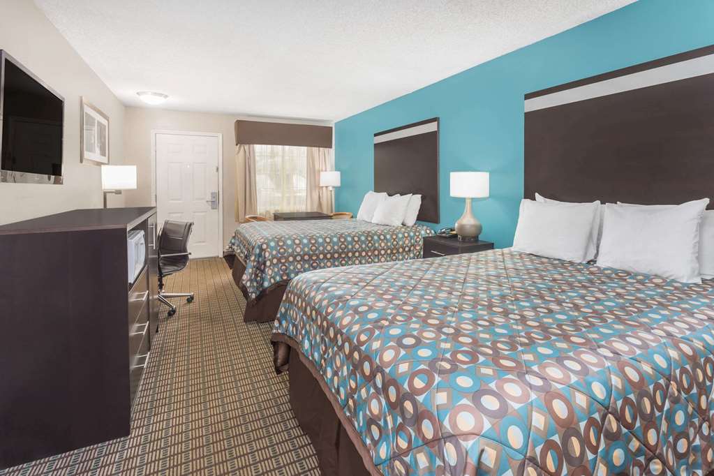 Days Inn by Wyndham Barnwell - photo 13