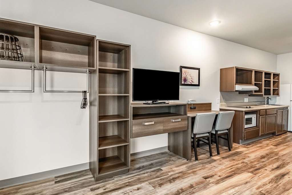 WoodSpring Suites Indianapolis Zionsville - photo 19