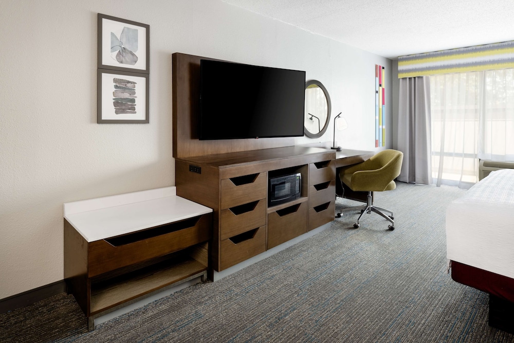 Hampton Inn Richmond Midlothian Turnpike - photo 10