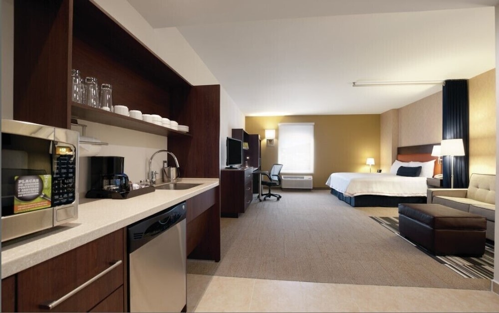 Home2 Suites by Hilton Sacramento at CSUS - photo 23