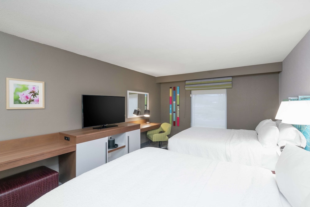 Hampton Inn Weston - photo 4