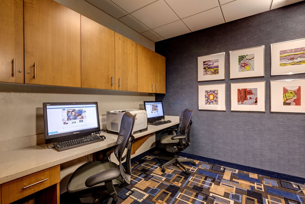 Hampton Inn & Suites Dallas Plano East - photo 49