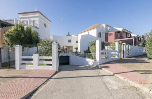 Apartamento Playa La Barrosa — 4-Star Luxury Hotel in Chiclana De La Frontera, Spain