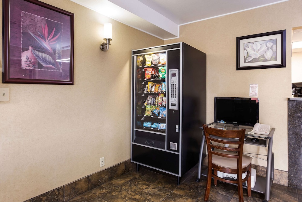 Quality Inn Airport Boise Airport - photo 53