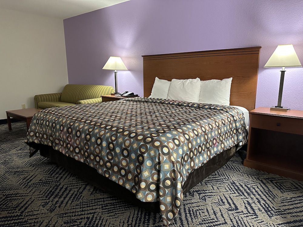Baymont by Wyndham Omaha SW - photo 14