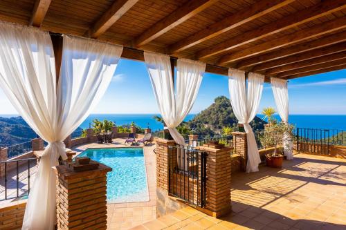 Villa Flores — 4-Star Luxury Hotel in Almunecar, Spain