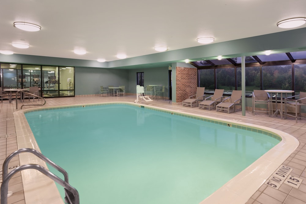 Holiday Inn Express Hotel & Suites Dayton West Brookville by IHG - photo 16