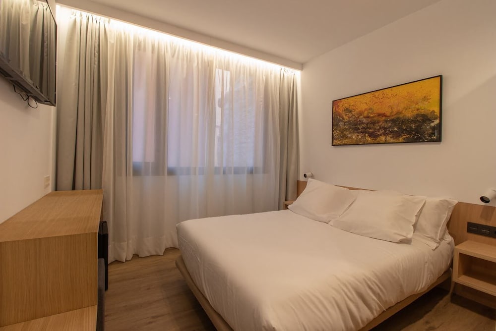 Hotel Cortabitarte — Soria