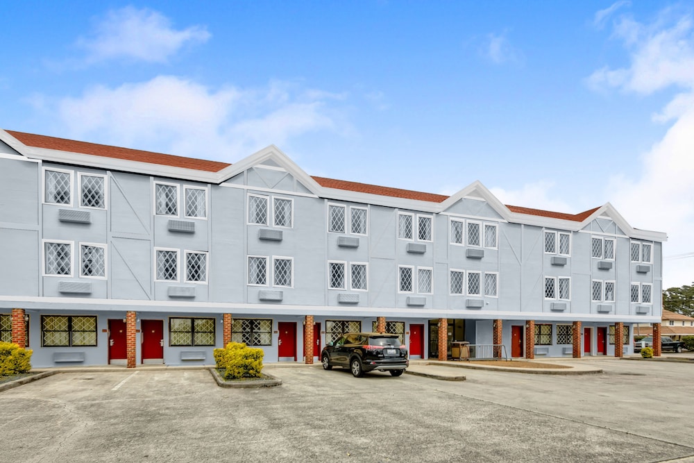 Hotel Manteo - photo 100