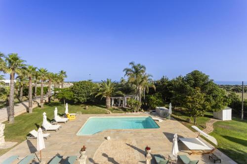 Villa Alike IsulaTravel — 4-Star Luxury Hotel in Modica, Italy