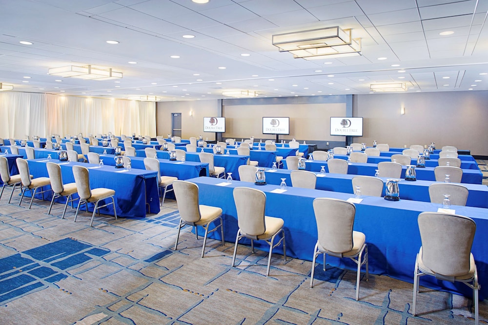 DoubleTree Hotel Baltimore BWI Airport - photo 31