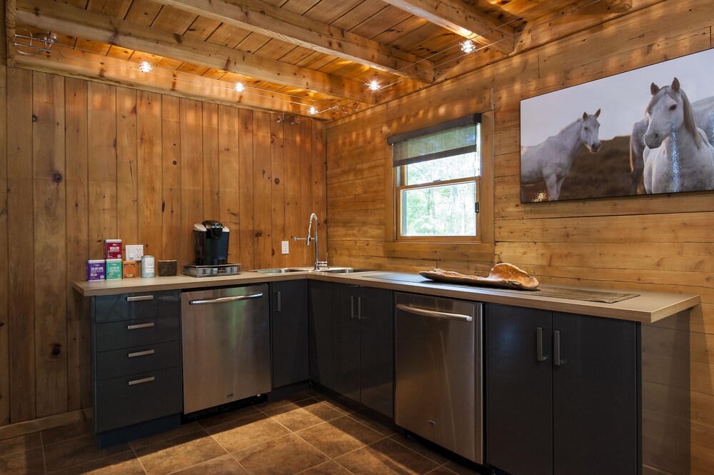 Chatfield Hollow Inn - photo 37