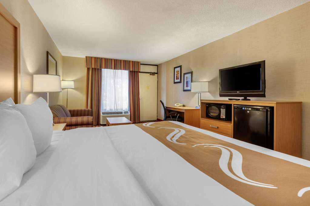 Quality Inn Exit 4 - photo 32