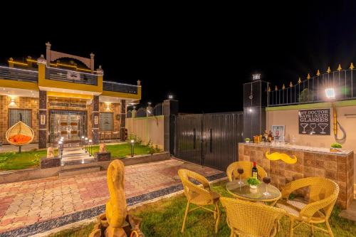 Badshah Farmstay by VEO Part of StayVista — 5-Star Luxury Hotel in Shahpura, India