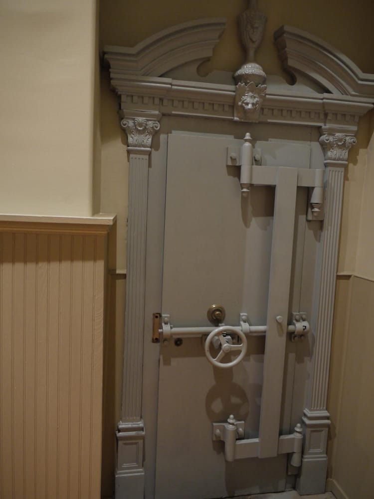 The Inn on Whitworth - photo 29