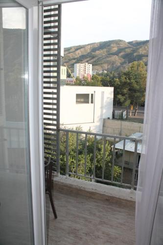 Lali's apartment
