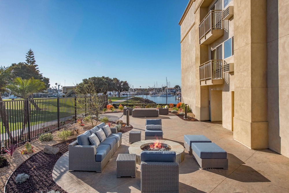 Hampton Inn Channel Islands Harbor Oxnard - photo 42