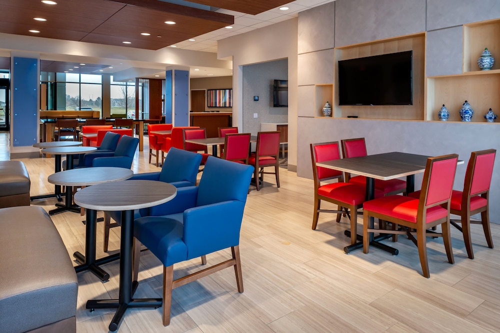 Holiday Inn Express & Suites Romeoville Joliet North by IHG - photo 31
