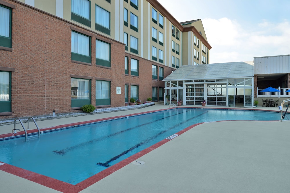 Holiday Inn Express Hotel & Suites Ocean City by IHG - photo 22