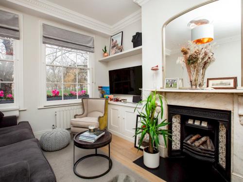 Charming Lux 1 bed HighburyFields 2 mins from Tube Pass the Keys — 4-Star Luxury Hotel in London, United Kingdom