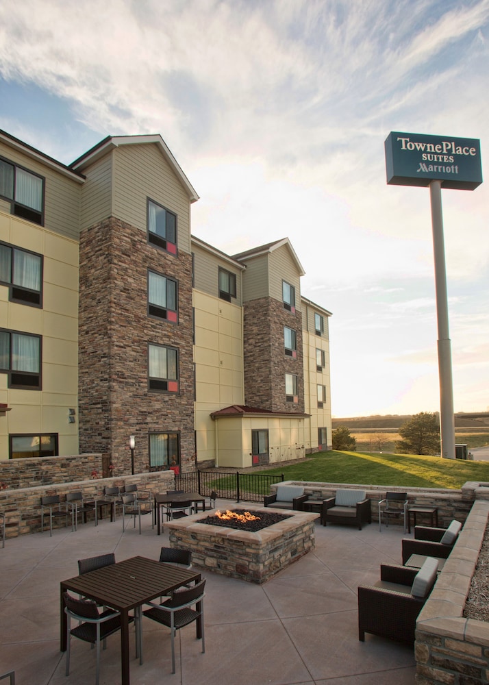 TownePlace Suites by Marriott Lincoln North - photo 17
