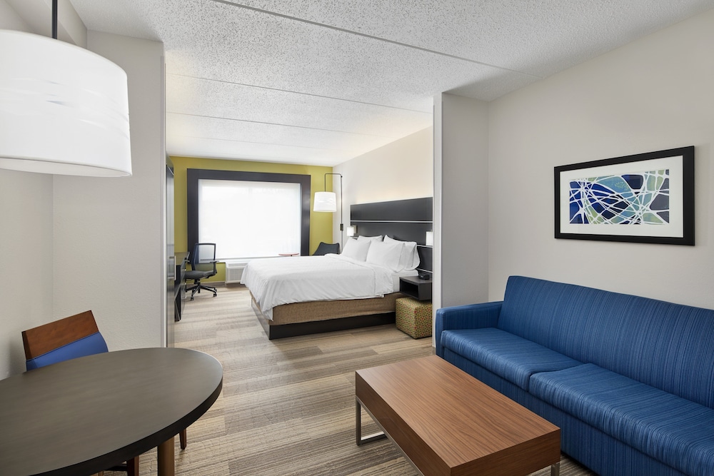 Holiday Inn Express Hotel & Suites Spartanburg North by IHG - photo 8