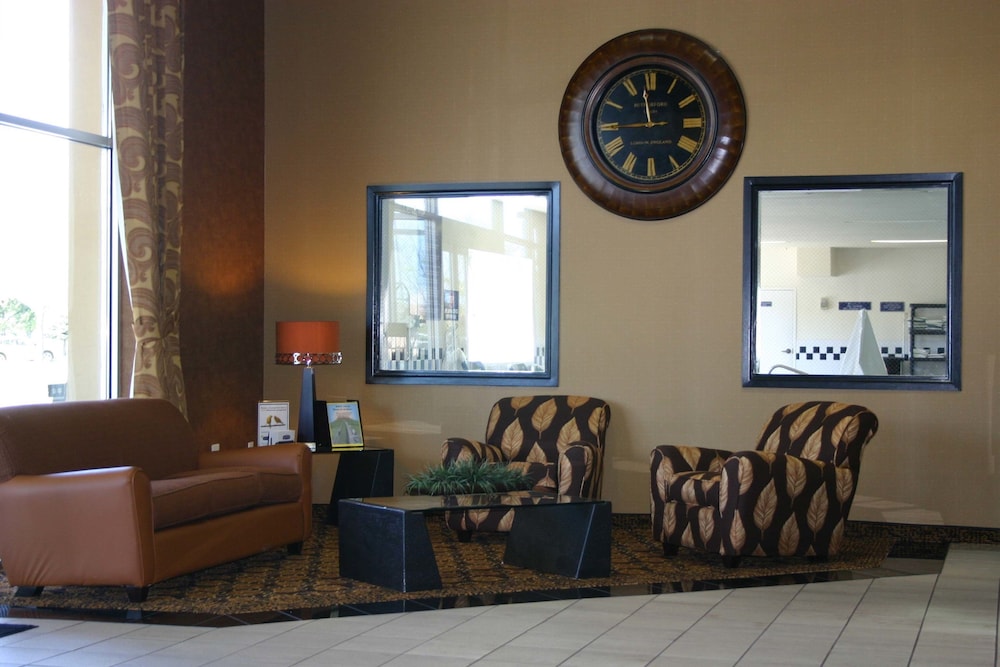 Crystal Inn Hotel & Suites West Valley City - photo 2