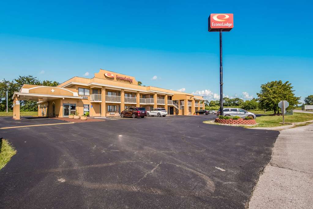 Econo Lodge Kearney Liberty - photo 2