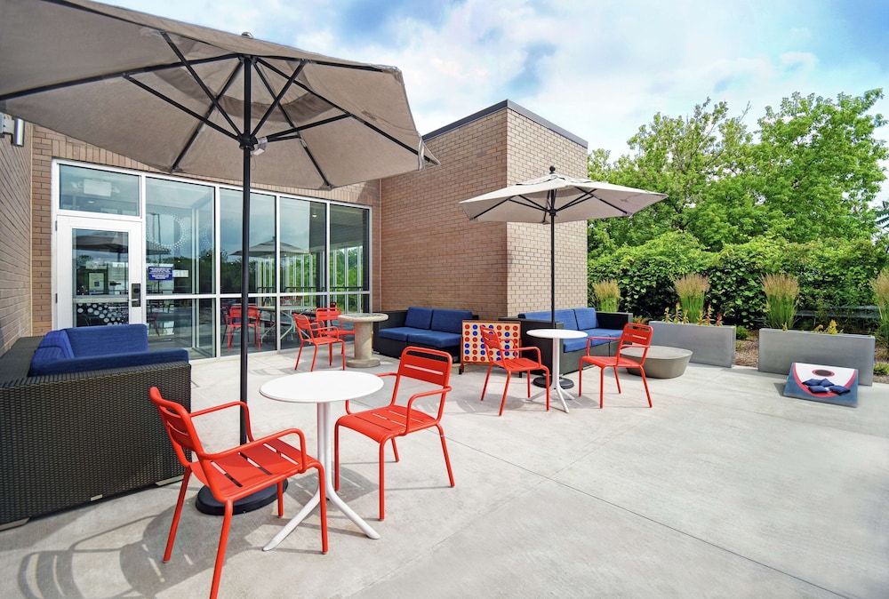 Tru by Hilton Grand Rapids Airport - photo 32
