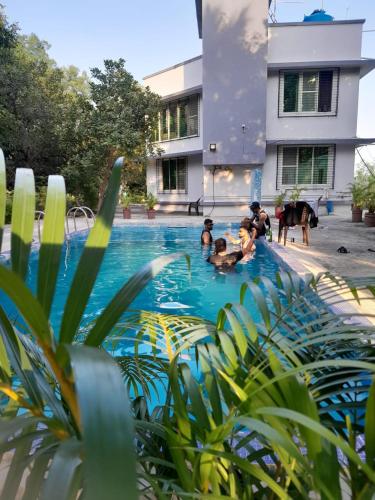 Ivy Maitri Farm 3 Bhk with Private Pool Badlapur in Badlapur, India