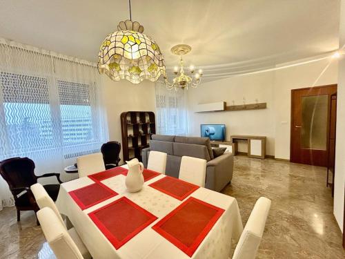 Luxury House San Felice — 4-Star Luxury Hotel in Bologna, Italy
