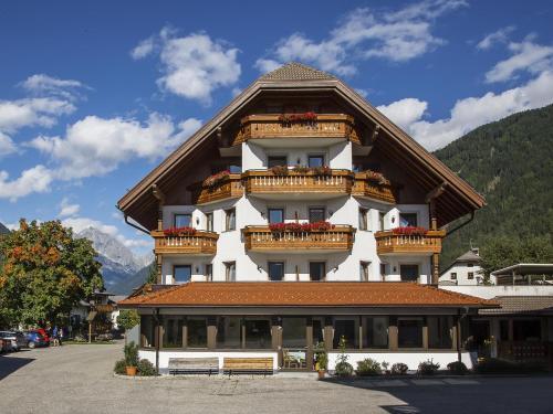 Hotel Schmalzlhof in Rasun Anterselva - Rasen-Antholz, Italy