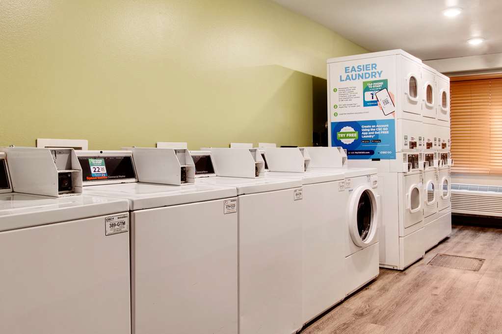 WoodSpring Suites Conroe - photo 24