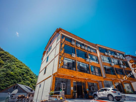 Huyuan Inn in Songbai, People's Republic of China