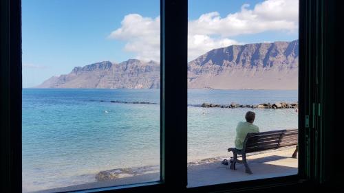 Salitre 1ª Línea de Mar in Tias, Spain