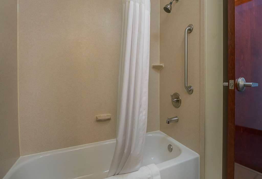 Sleep Inn & Suites Manchester near Arnold AFB - photo 11
