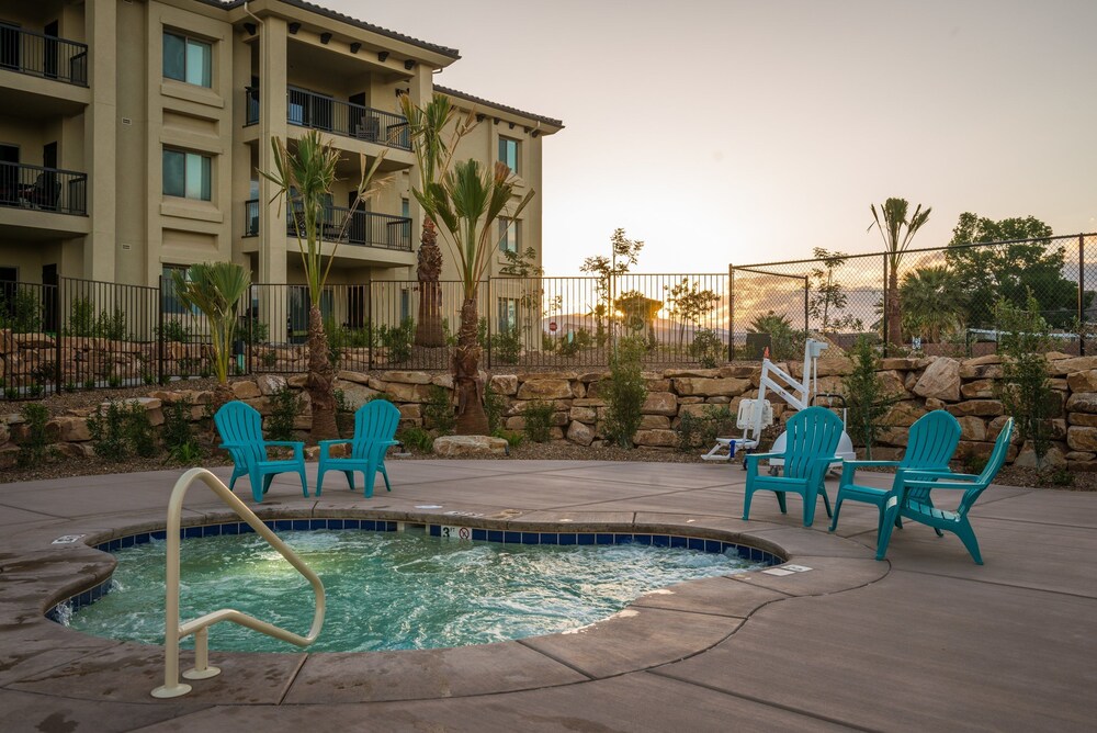 Estancia Resort by Vacation Resort Solutions - photo 9